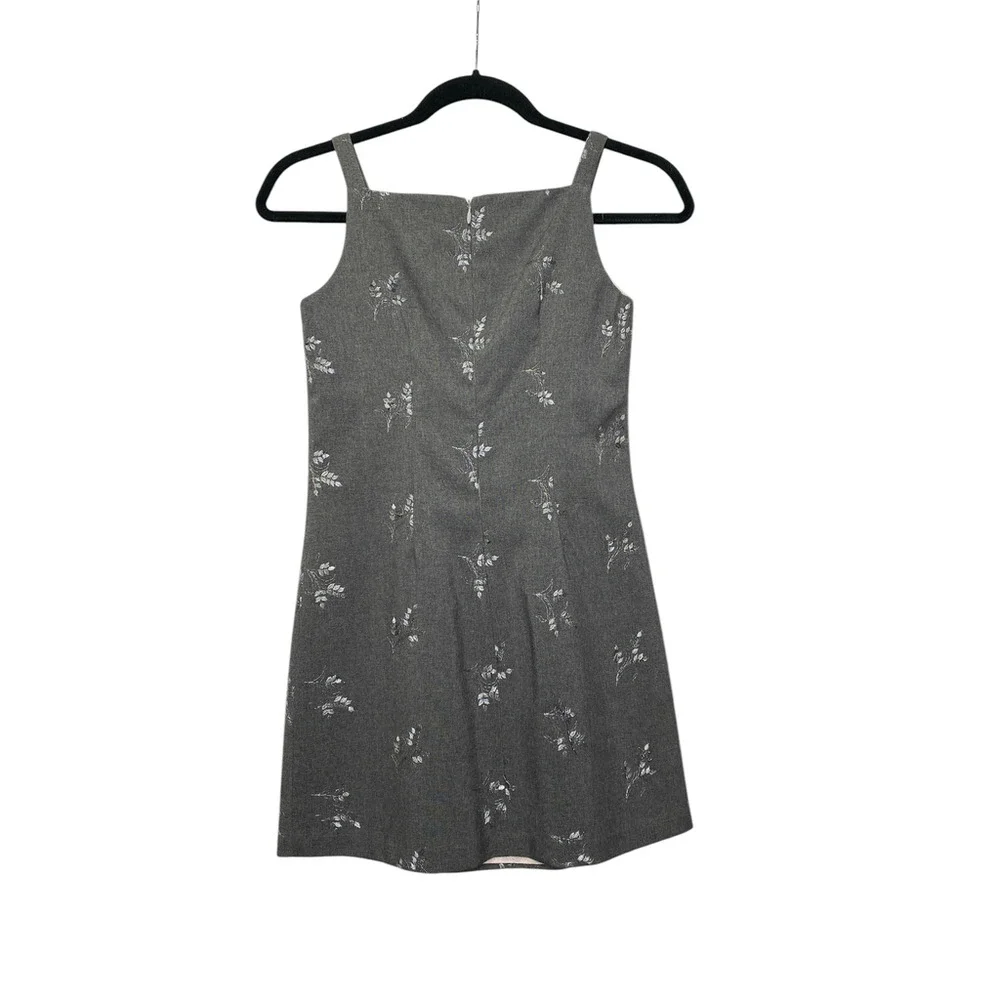 Monkey Wear excellent dress